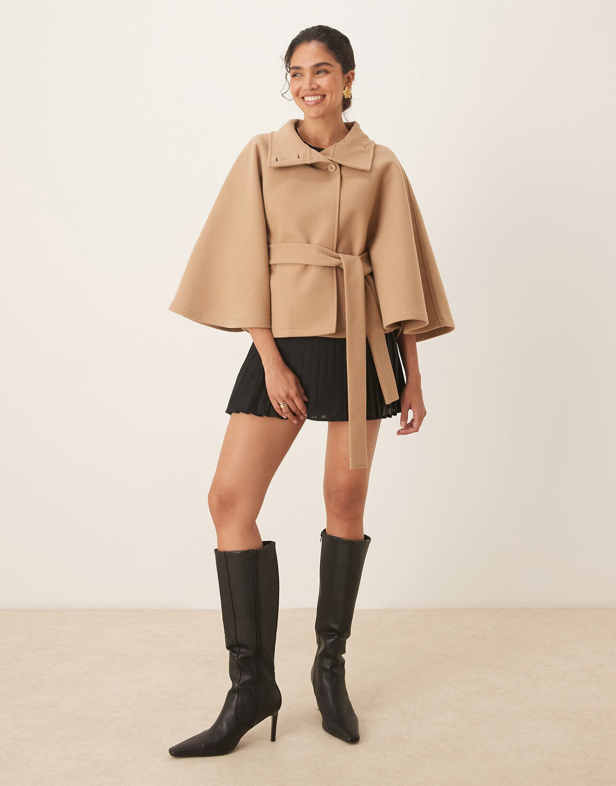 Amara Cape-Jacke mit Gürtel